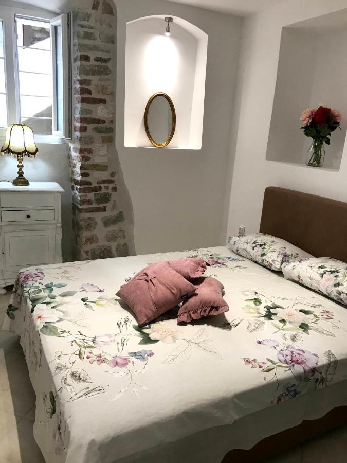 New Renovated Old Town Martiva Apartment Kotor Kültér fotó