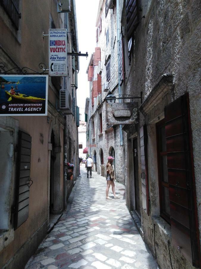 New Renovated Old Town Martiva Apartment Kotor Kültér fotó