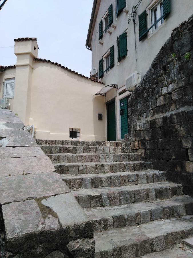 New Renovated Old Town Martiva Apartment Kotor Kültér fotó